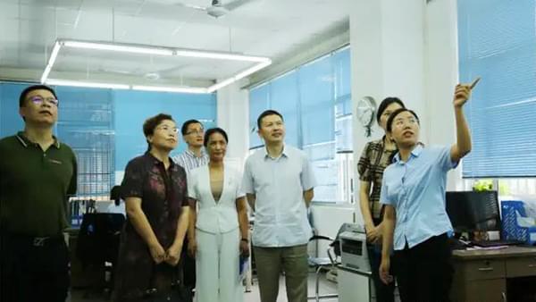德曼節(jié)能智慧云管控服務到底有什么特色，頻頻吸引市委領導前來調(diào)研？