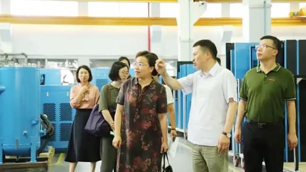 德曼節(jié)能智慧云管控服務到底有什么特色，頻頻吸引市委領導前來調(diào)研？
